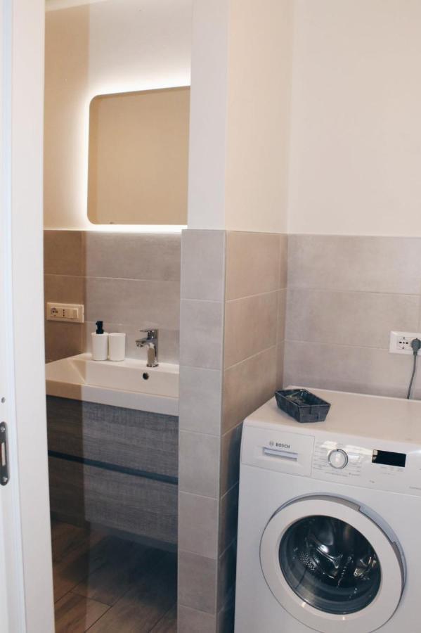 Yr Apartments Milan - Bocconi Luaran gambar