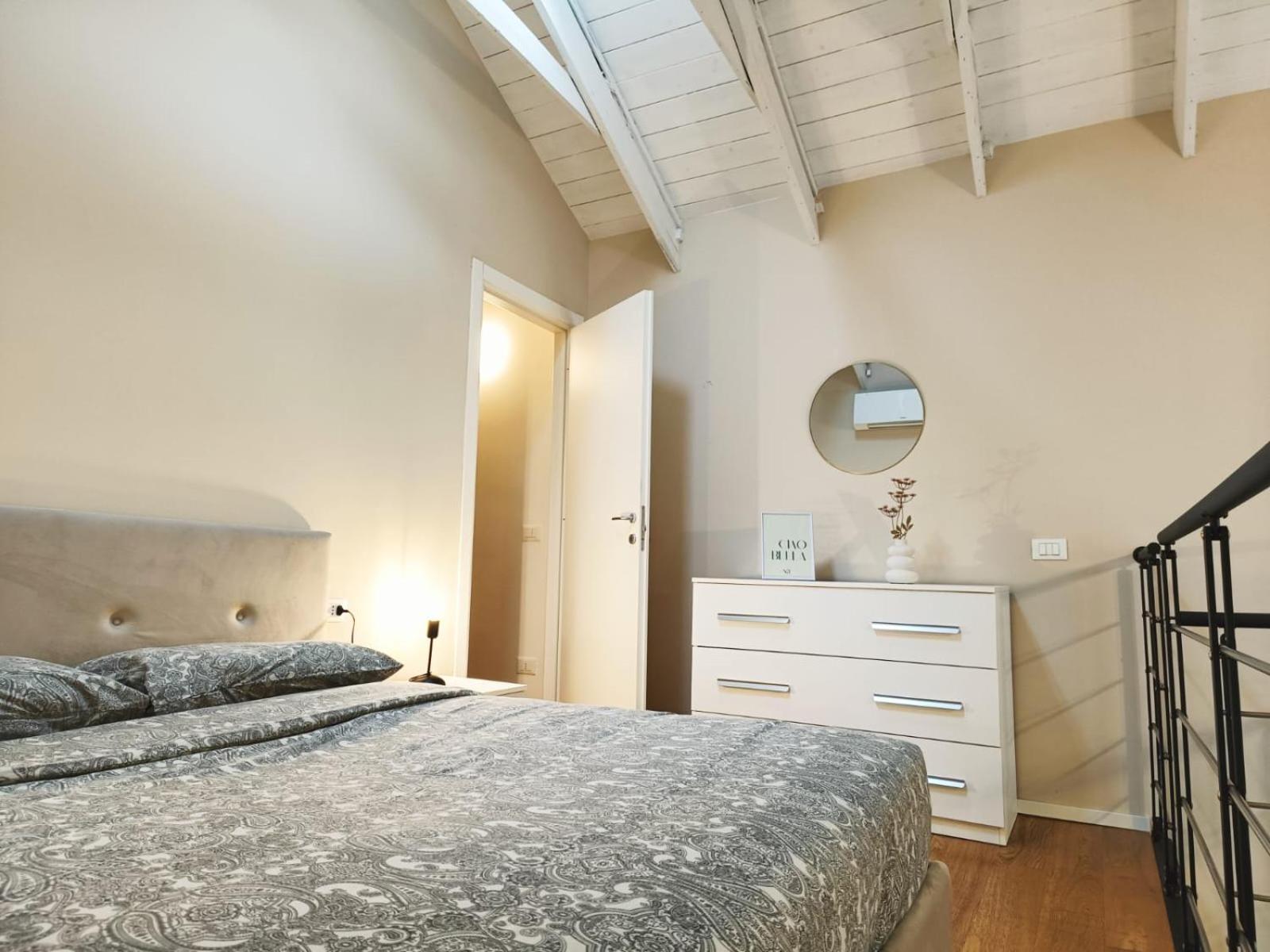Yr Apartments Milan - Bocconi Luaran gambar